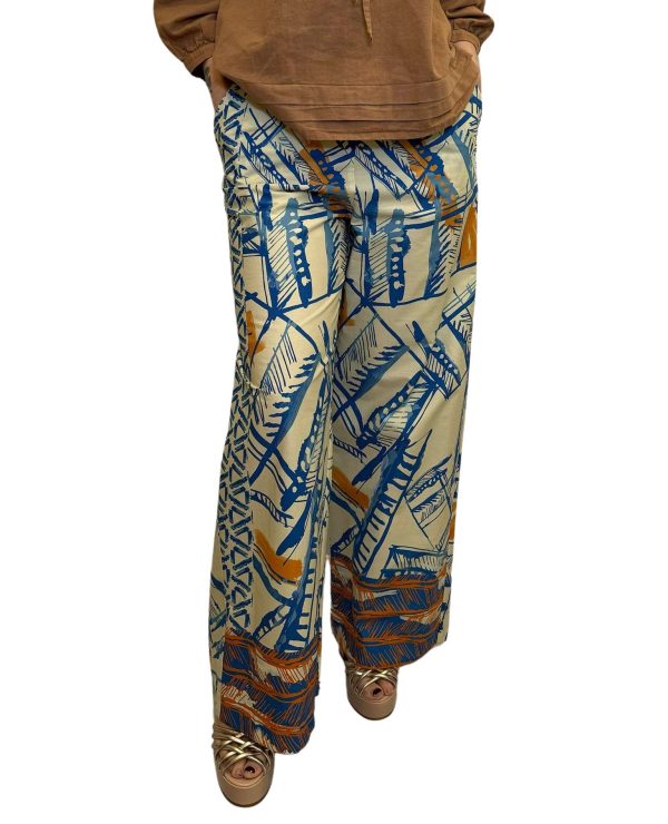 Pantalone modello palazzo ampio in cotone