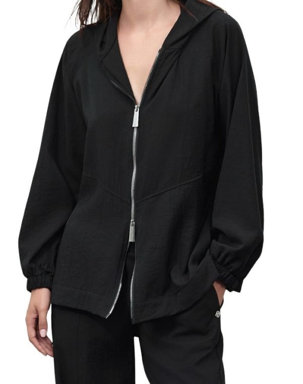 Giacca con cappuccio e zip nera in viscosa modello over