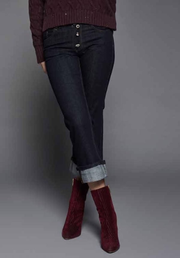 Jeans vita alta, taglio dritto, con bottoni gioiello