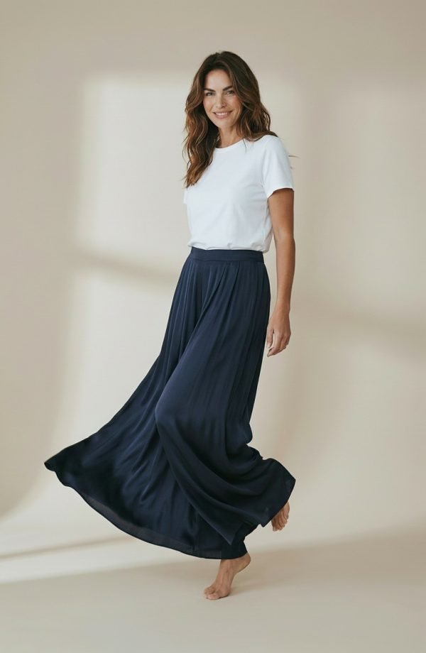 Pantalone midi in pura viscosa, gamba molto ampia